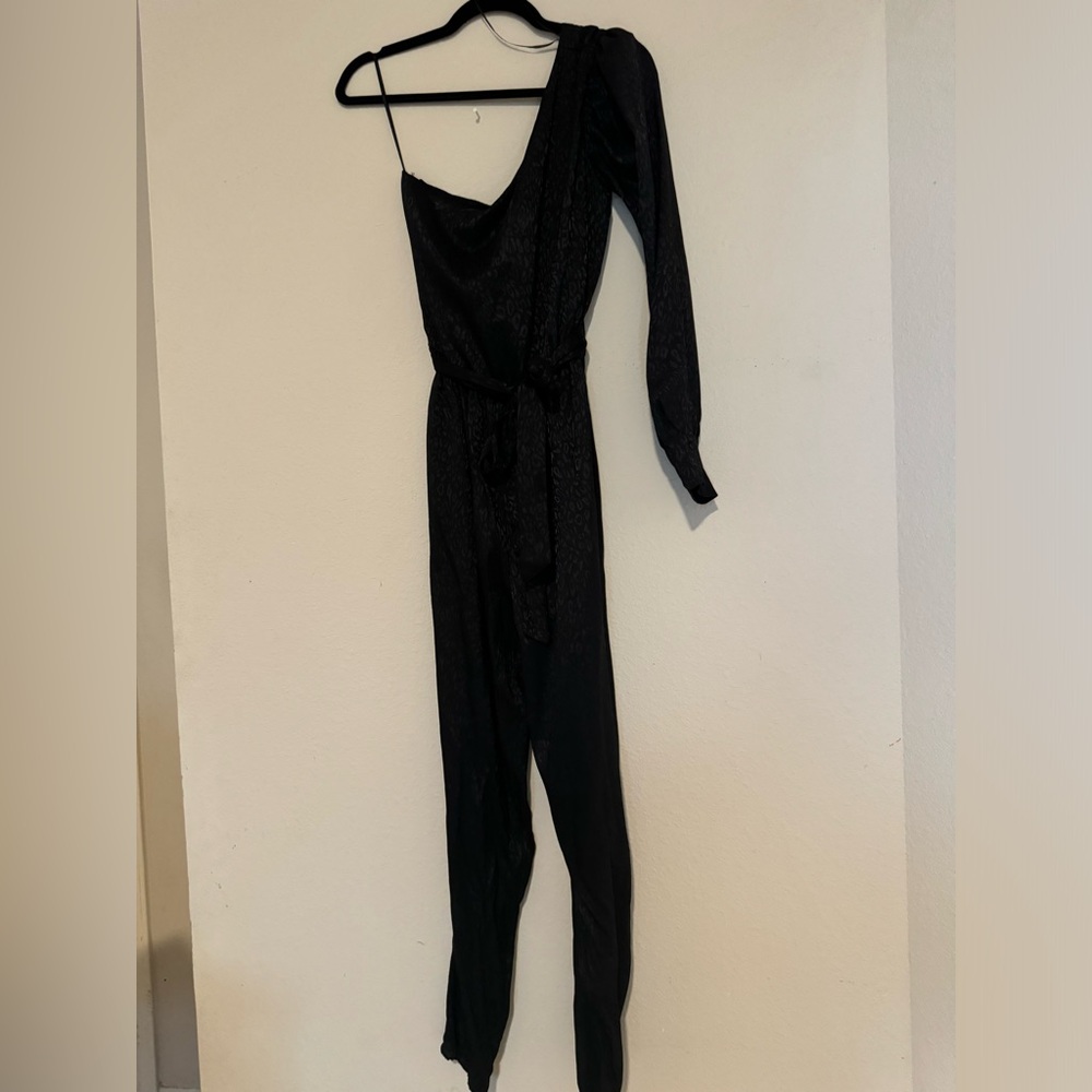 NWT Gianni bini romper black with cheetah